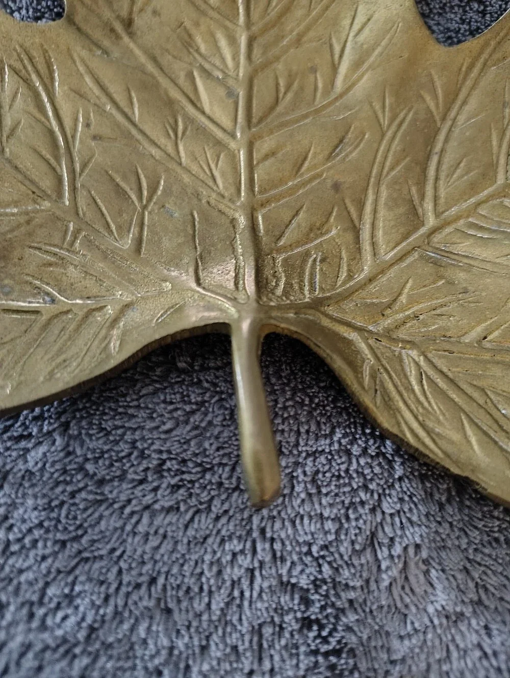 Brass Maple Leaf Decorative Tray 6 By 7 Inch
